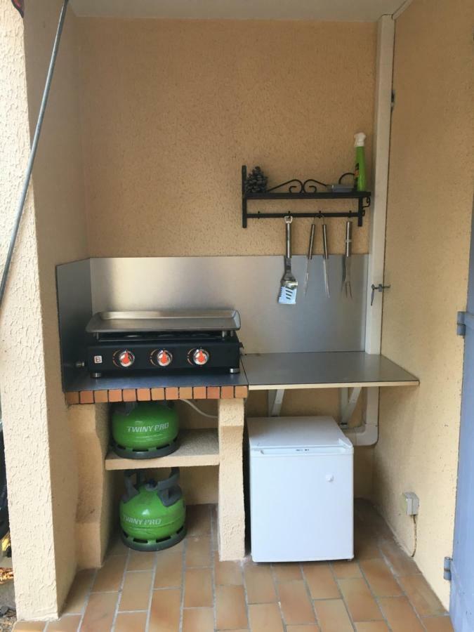 T2 Rez De Jardin 300M Plage De Beaucours Sanary Sur Mer Luaran gambar